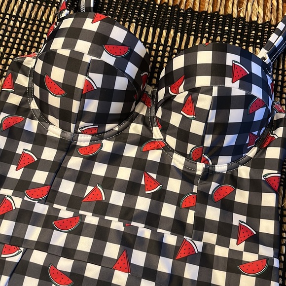 Gingham collectif swimsuit size 8 uk (small us) - Picture 2 of 4